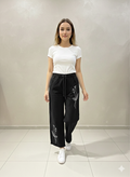 J015- Flower Embroidered Baggy Jeans