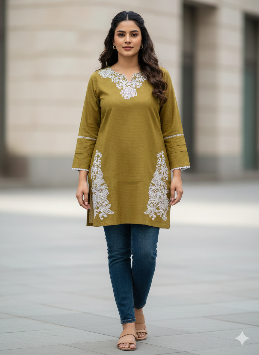 St048- Embroidered Floral Top