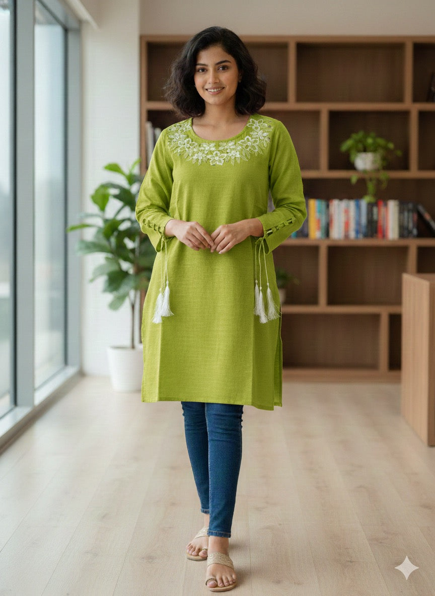 St039- Neck Embroidered Top