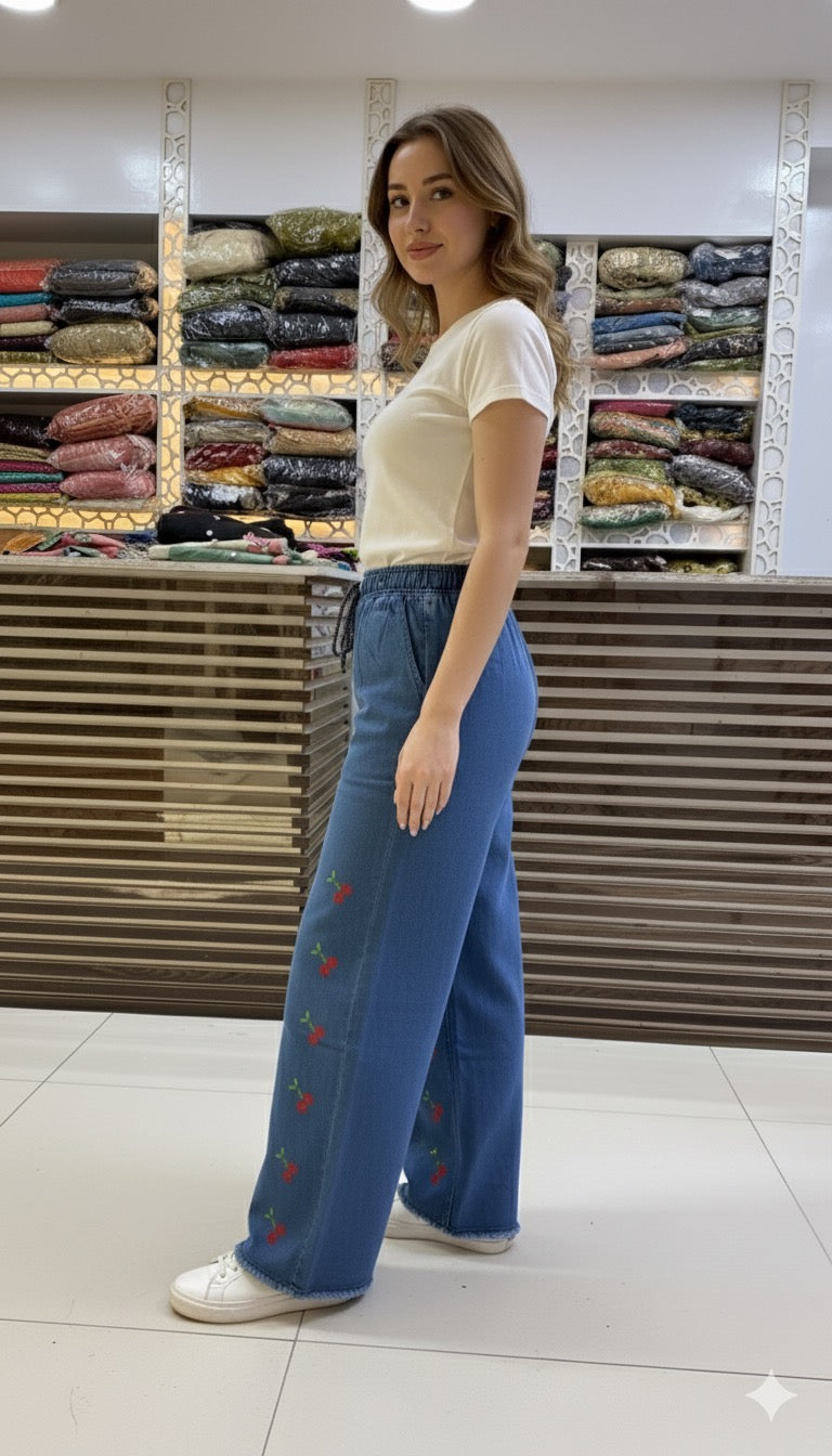 Cherie Embroidered Baggy Jeans