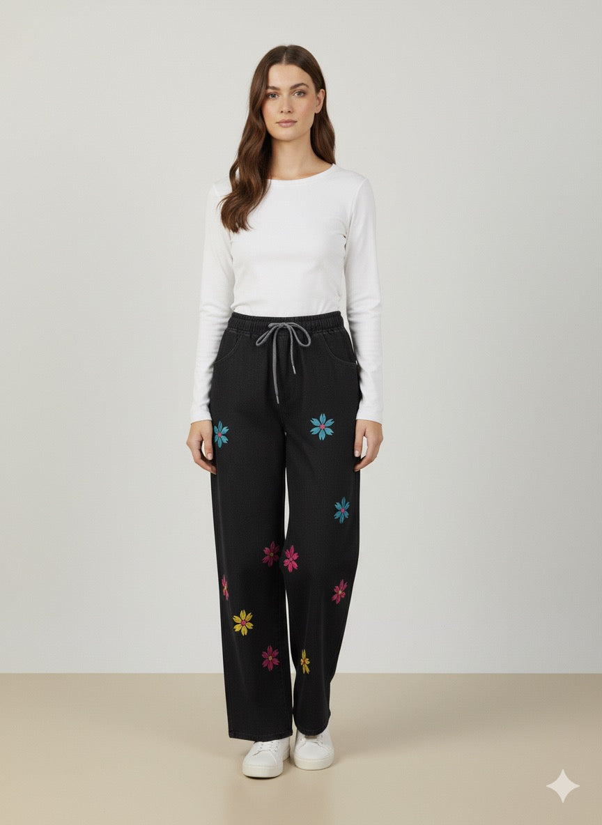 J004- Flower Embroidered Baggy Jeans