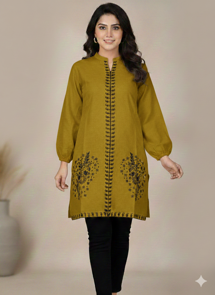 St116- Daman Embroiderd Floral Top