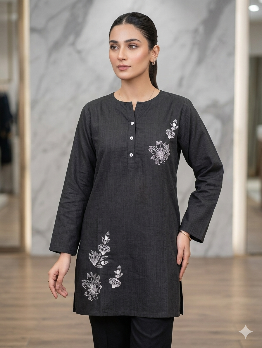 St129- Floral Embroiderd Top