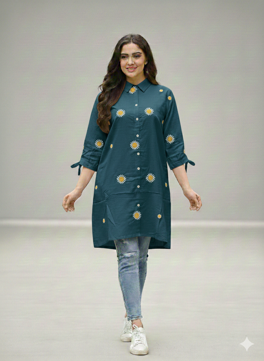 St120-Sunflower Collar Tail Top